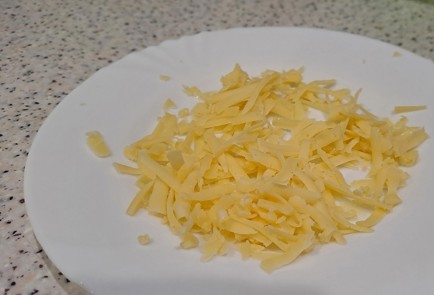 Фото шага рецепта Быстрый завтрак из лаваша и яиц со шпинатом и куриным мясом 189376 шаг 10  