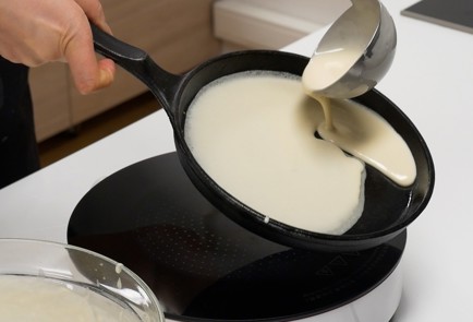 Фото шага рецепта Царские блины с курицей и грибами 140583 шаг 9  