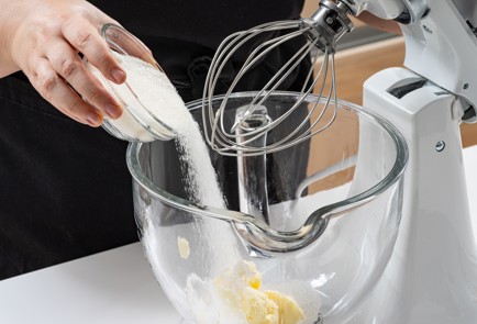 Фото шага рецепта Царский кулич 176223 шаг 6  