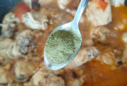 Фото шага рецепта Чахохбили из курицы 191601 шаг 10