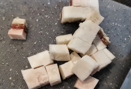 Фото шага рецепта Чашушули из свиной шеи 173687 шаг 1  