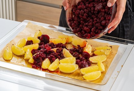 Фото шага рецепта Чатни из вишни и печеных лимонов 186624 шаг 5  