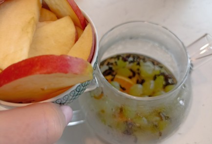 Фото шага рецепта Чай фруктовый 191697 шаг 7  