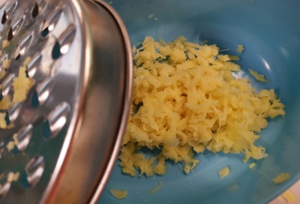 Фото шага рецепта Чай с имбирем 188853 шаг 2  