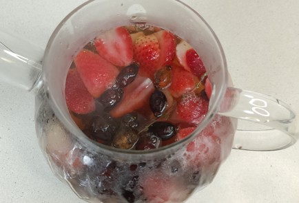 Фото шага рецепта Чай с шиповником 191612 шаг 8  