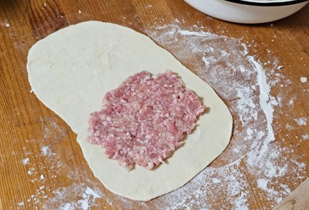 Фото шага рецепта Чебуреки домашние с бараниной 190697 шаг 10  