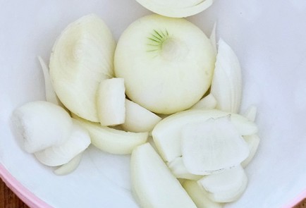 Фото шага рецепта Чебуреки домашние с бараниной 190697 шаг 3  