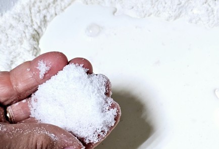 Фото шага рецепта Чебуреки домашние с бараниной 190697 шаг 6  