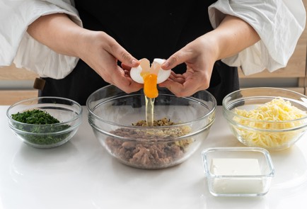 Фото шага рецепта Чебуреки из лаваша с фаршем 151696 шаг 4  