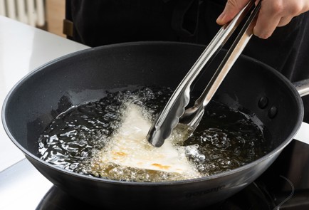 Фото шага рецепта Чебуреки из лаваша с фаршем 151696 шаг 7  