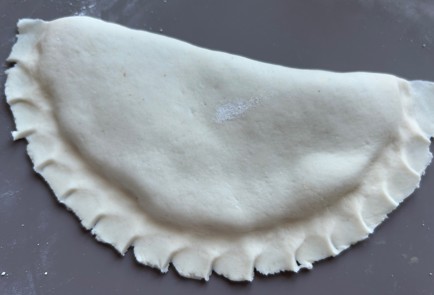 Фото шага рецепта Чебуреки с индейкой 175154 шаг 19  