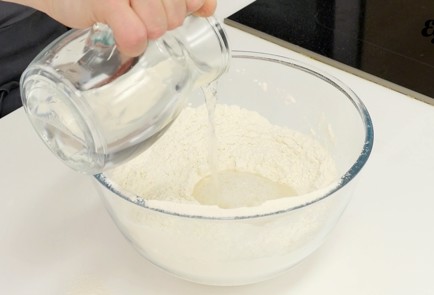 Фото шага рецепта Чебуреки 126530 шаг 2