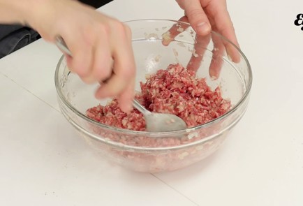 Фото шага рецепта Чебуреки 126530 шаг 5