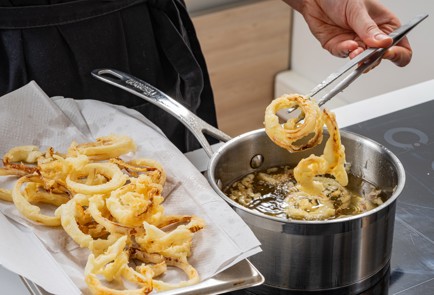 Фото шага рецепта Чечевица с тушеным мясом и луковыми кольцами 175581 шаг 10  