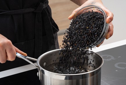 Фото шага рецепта Чечевица со спаржей и кокосовым молоком 175585 шаг 2  