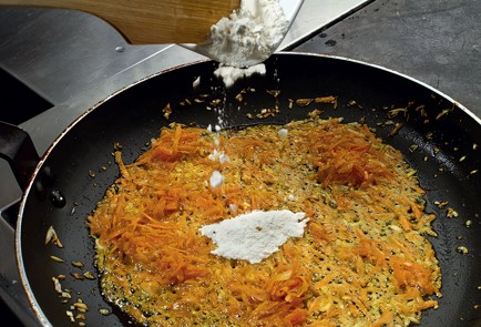 Фото шага рецепта Чечевичный суп с мятой 27007 шаг 3  