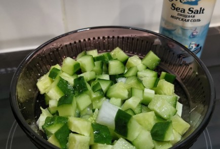 Фото шага рецепта Черноморский овощной салат 152344 шаг 2  