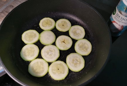 Фото шага рецепта Чесночная закуска из кабачка 186396 шаг 9  