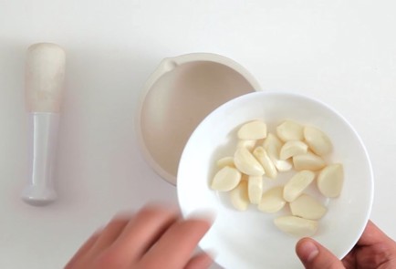 Фото шага рецепта Чесночный суп Айгобулидо 14291 шаг 2  