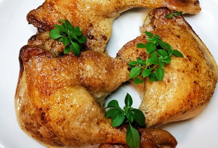 Фото шага рецепта Чесночноимбирные утиные ножки на сковороде 152746 шаг 11  