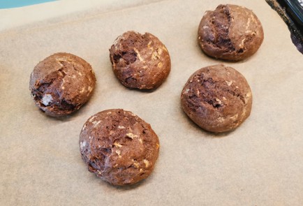 Фото шага рецепта Чесночные булочки 190623 шаг 10  