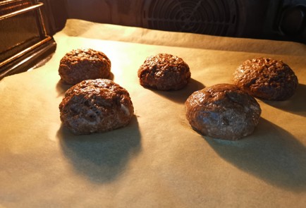 Фото шага рецепта Чесночные булочки 190623 шаг 9  