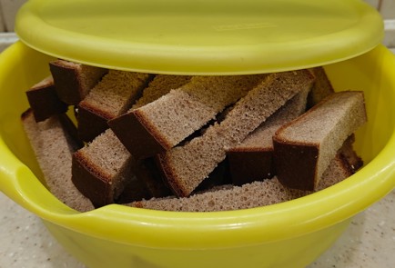 Фото шага рецепта Чесночные гренки 191512 шаг 5  