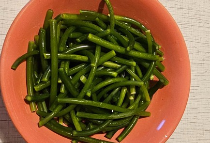 Фото шага рецепта Чесночные стрелки в соусе терияки 174854 шаг 1  