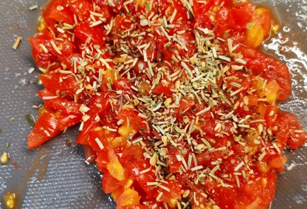 Фото шага рецепта Чесночные сырные хрустящие кетоломтики 152913 шаг 3  