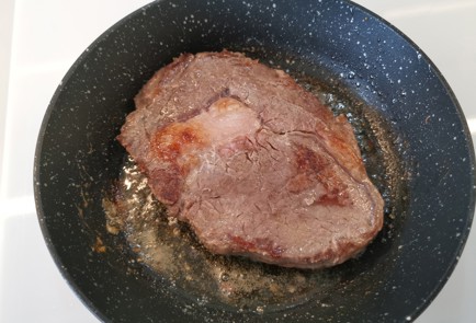 Фото шага рецепта Чесночный стейк рибай 186837 шаг 10  