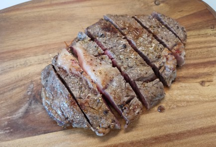 Фото шага рецепта Чесночный стейк рибай 186837 шаг 12  