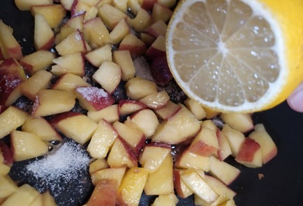 Фото шага рецепта Чиадесерт с нектаринами 189436 шаг 6  