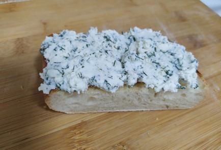 Фото шага рецепта Чиабатта с творожным сыром баклажанами и помидором 190091 шаг 8  