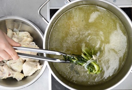 Фото шага рецепта Чихиртма из курицы 14645 шаг 4  