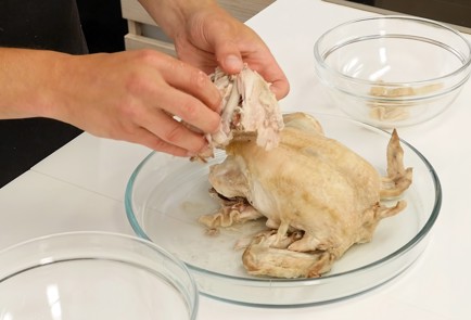 Фото шага рецепта Куриный суп чихиртма 125601 шаг 5