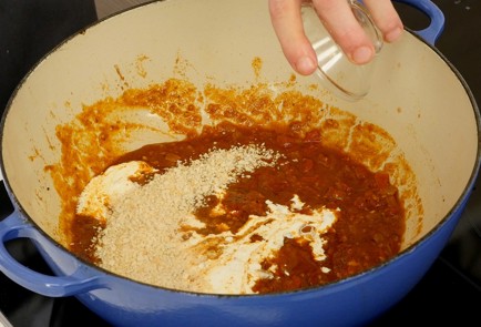 Фото шага рецепта Жаркое из курицы чикен тиккамасала 124980 шаг 9  