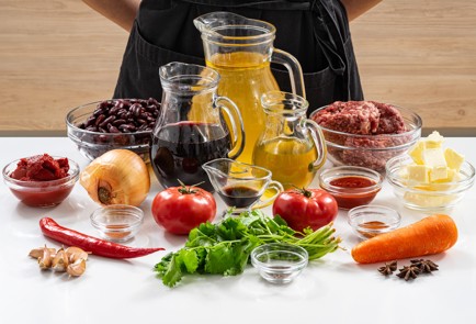 Фото шага рецепта Чили кон карне с консервированной фасолью 176120 шаг 1  