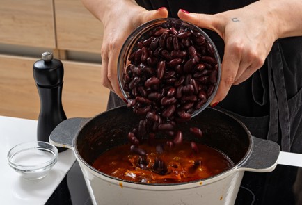 Фото шага рецепта Чили кон карне с консервированной фасолью 176120 шаг 11  