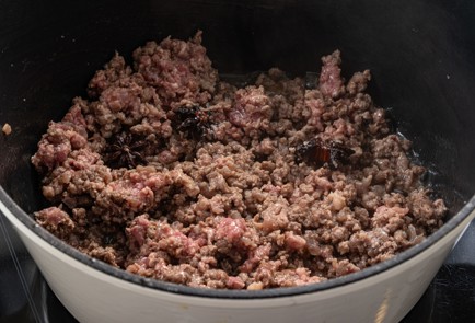 Фото шага рецепта Чили кон карне с консервированной фасолью 176120 шаг 2  