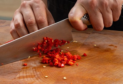 Фото шага рецепта Чили кон карне с консервированной фасолью 176120 шаг 4  