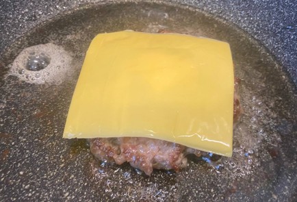 Фото шага рецепта Бургер 174369 шаг 6  