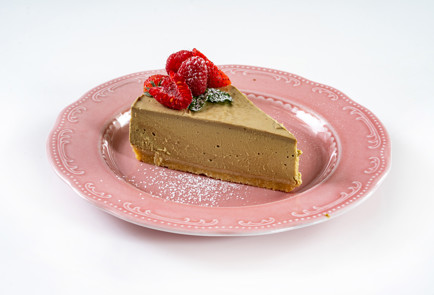 Фото шага рецепта Чизкейк из авокадо без выпечки 191307 шаг 10  