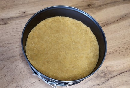 Фото шага рецепта Чизкейк с малиновым желе без выпечки 188651 шаг 1  