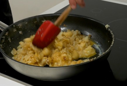 Фото шага рецепта Цветная капуста на сковороде 150979 шаг 7  