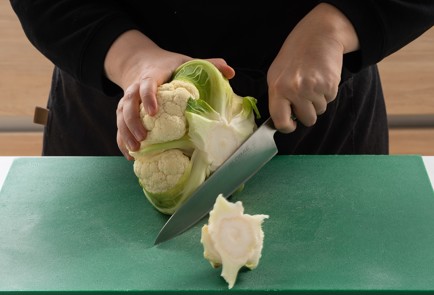 Фото шага рецепта Цветная капуста под шубой из рикотты 140220 шаг 3  