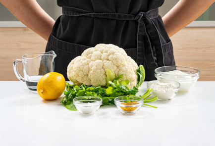 Фото шага рецепта Цветная капуста в аэрогриле 189335 шаг 1  