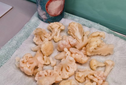 Фото шага рецепта Цветная капуста в кетокляре 152600 шаг 1  