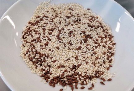 Фото шага рецепта Цветная капуста в кляре из семян 140718 шаг 6  