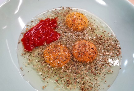 Фото шага рецепта Цветная капуста в кляре с сыром 140696 шаг 6  