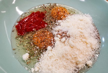 Фото шага рецепта Цветная капуста в кляре с сыром 140696 шаг 7  